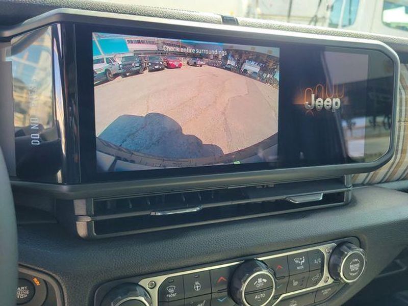 New 2026 Jeep Wrangler 4-door 85th Anniversary Edition