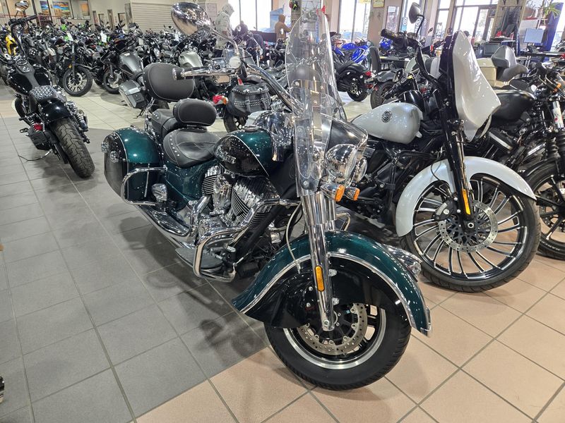 USED 2019 INDIAN MOTORCYCLE SPRINGFIELD Image 1
