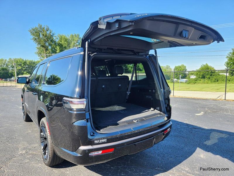 2026 Jeep Grand Wagoneer L Limited Reserve 4x4