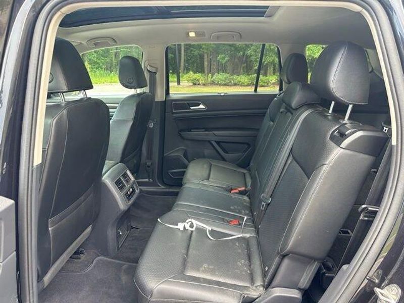 2019 Volkswagen Atlas 2.0T SE w/Technology