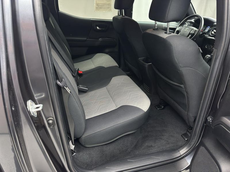 Used 2022 Toyota Tacoma TRD Off RoadImage 15