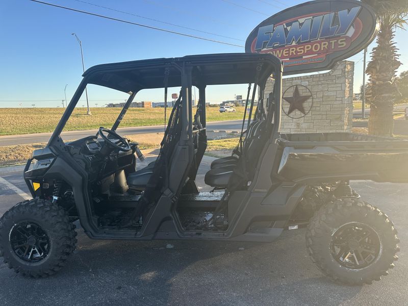 2025 Can-Am DEFENDER MAX LONE STAR HD10 STEALTH BLACKImage 4