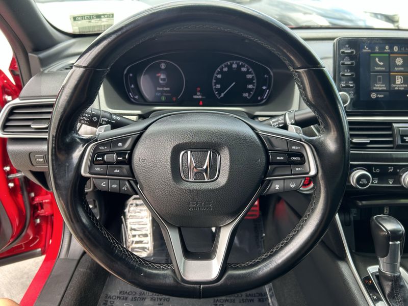 Used 2018 Honda Accord Sedan SportImage 25