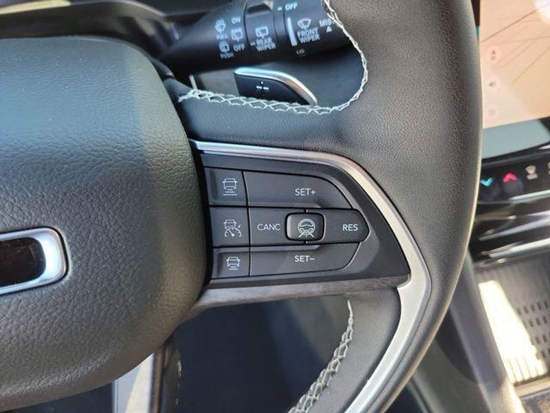 New 2026 Jeep Grand Cherokee L Limited Reserve 4x4