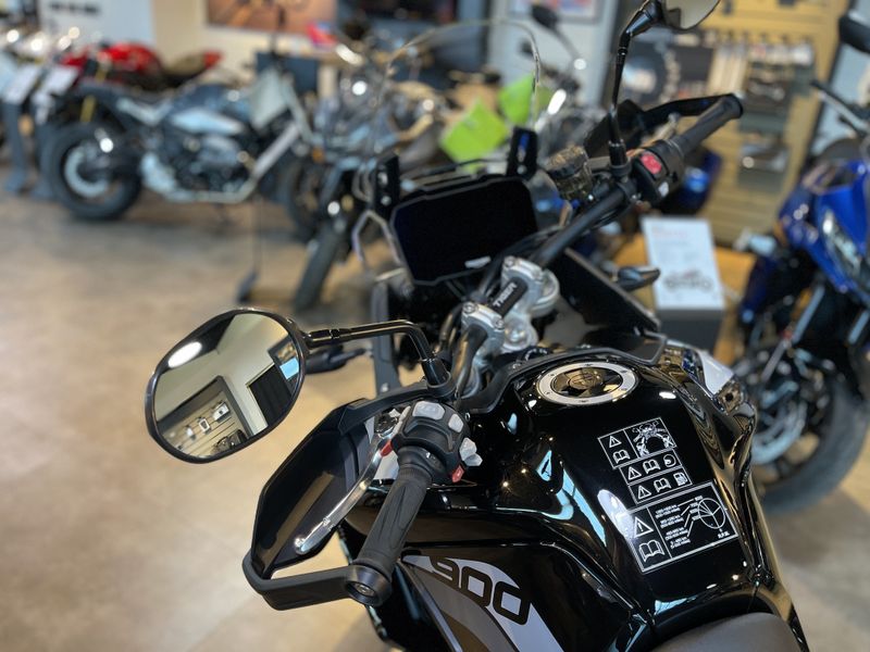 2023 Triumph TIGER 1200 RALLY PROImage 4