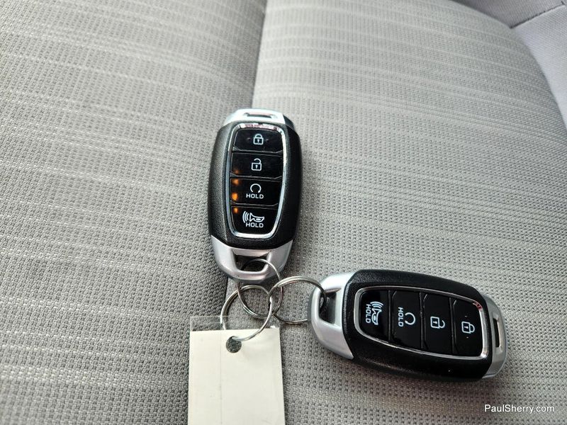 Used 2023 Hyundai Kona SEL