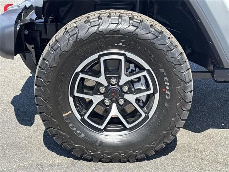 New 2025 Jeep Wrangler 4-door RubiconImage 10