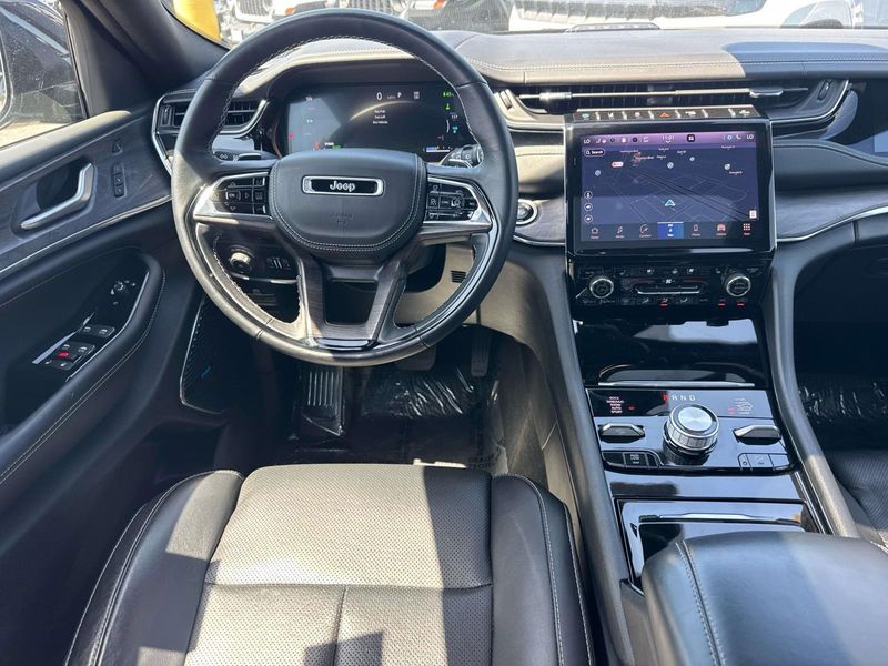 New 2023 Jeep Grand Cherokee Overland 4xe