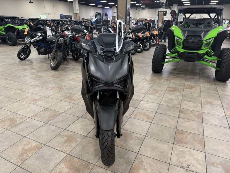 New 2026 Yamaha Xmax Image 12