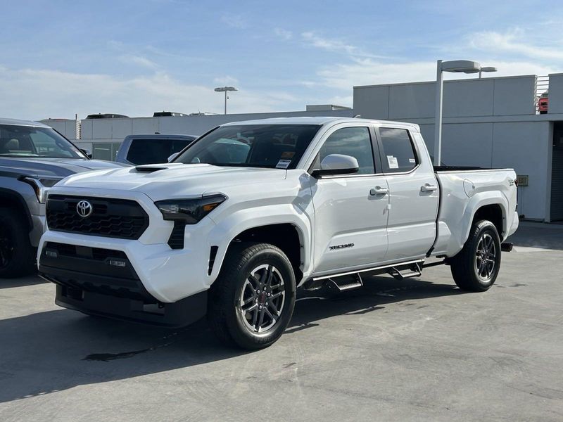 2025 Toyota Tacoma TRD SportImage 6