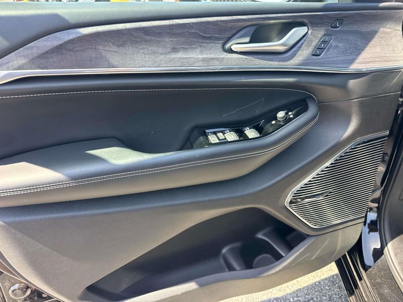 New 2023 Jeep Grand Cherokee Overland 4xe
