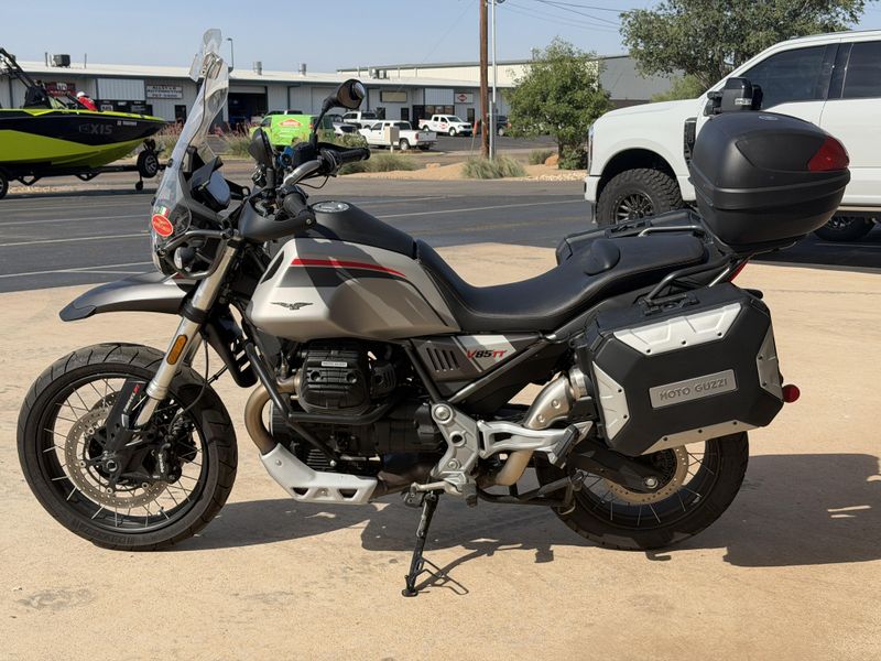 USED 2023 MOTO GUZZI V85 TT TRAVEL E5 Image 10