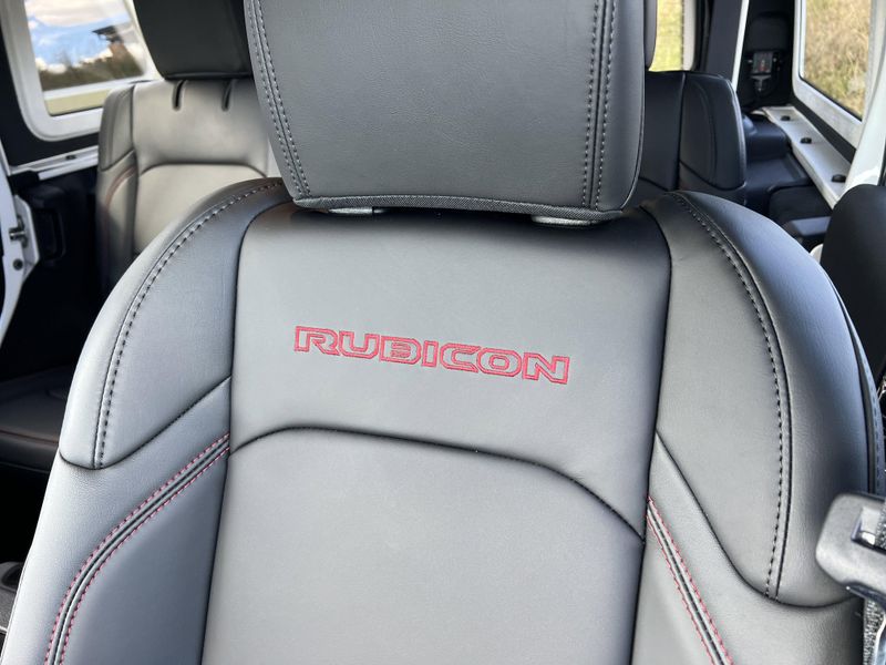 New 2025 Jeep Wrangler 4-door Rubicon XImage 18