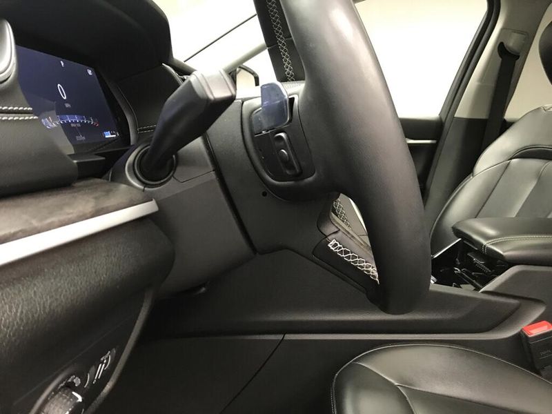 Used 2023 Jeep Grand Cherokee L LimitedImage 5