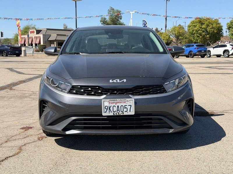 Used 2023 Kia Forte LXSImage 2