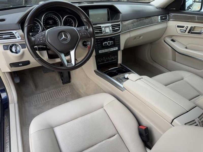 2015 Mercedes-Benz E-Class E 350Image 2