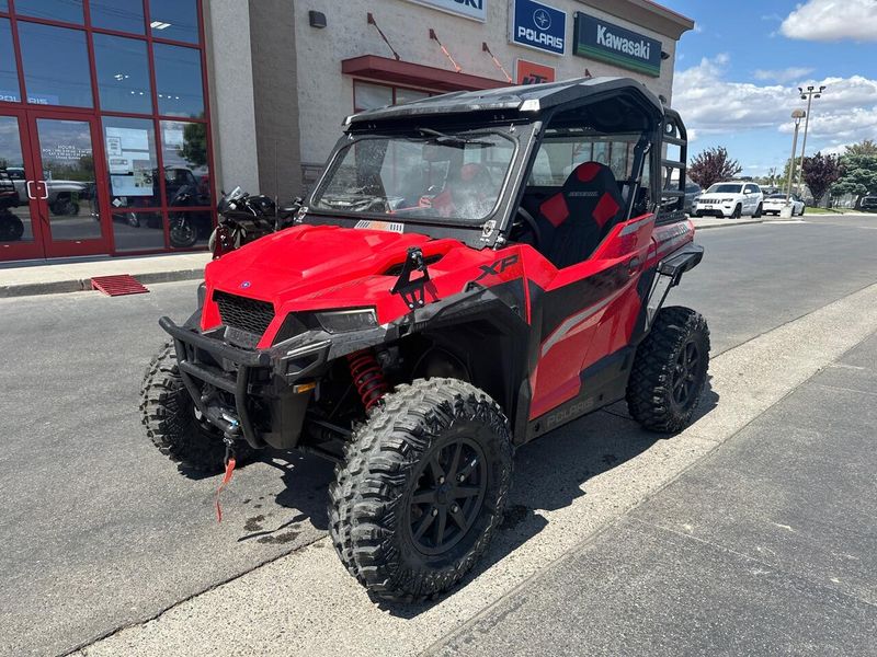 2025 Polaris GENERAL XP 1000 ULTIMATE 