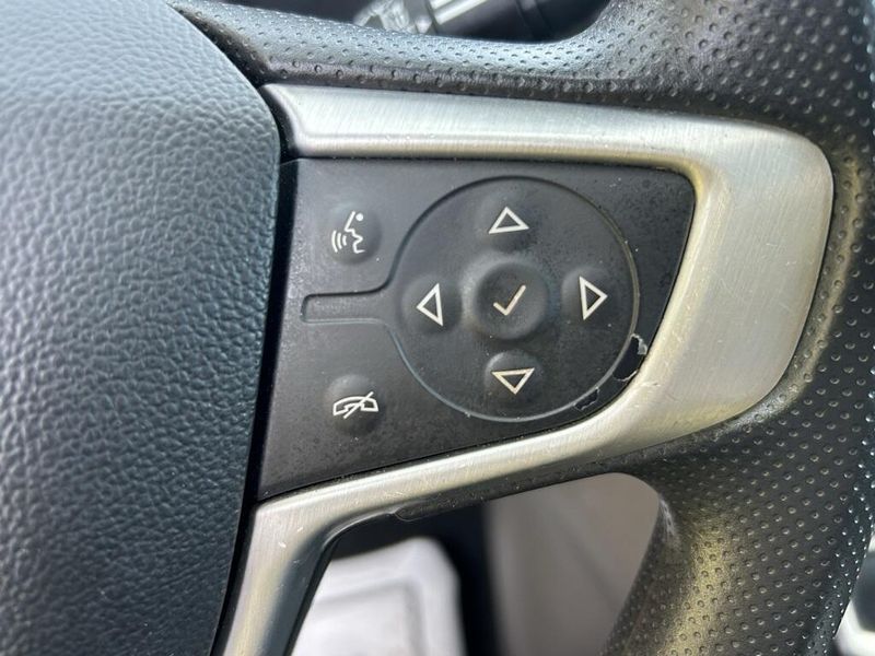 2023 Gmc Terrain SLE photo 21