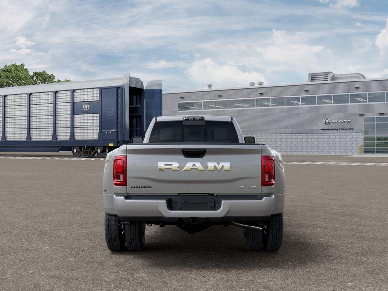 New 2027 RAM 3500 Big HornImage 7