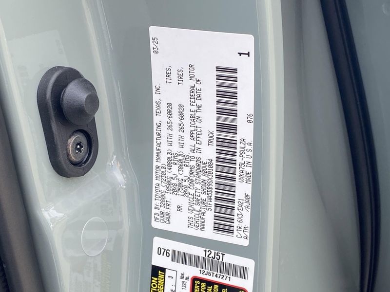 2025 Toyota Tundra LimitedImage 21