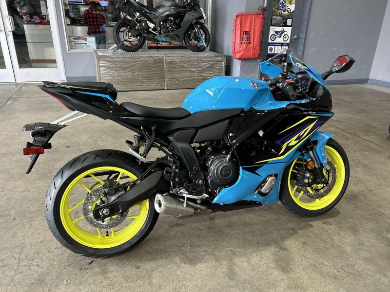 New 2026 Yamaha YZF-R7 Image 12