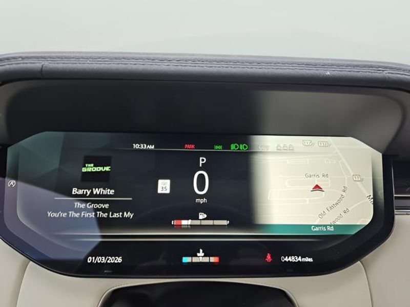 Used 2023 Land Rover Range Rover SE