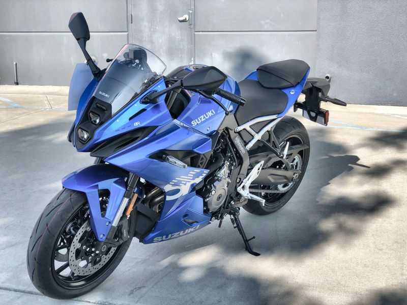 New 2026 Suzuki GSX-8R Image 13