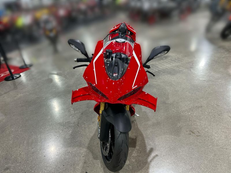 New 2026 Ducati PANIGALE V4 R Image 21