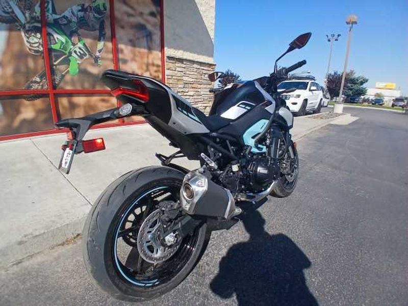 New 2025 Kawasaki Z900 ABS 