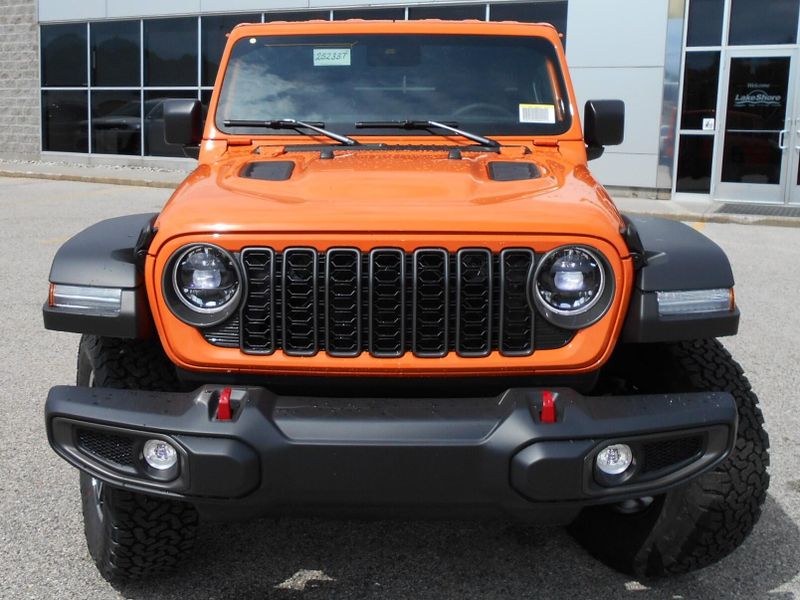 2025 Jeep Wrangler 4-door RubiconImage 25