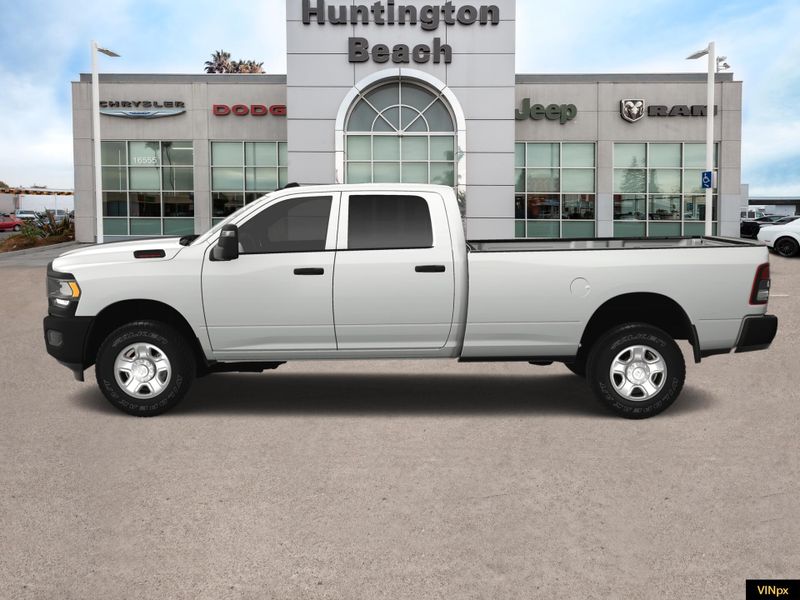 2023 RAM 2500 Tradesman Crew Cab 4x2 Long BoxImage 2