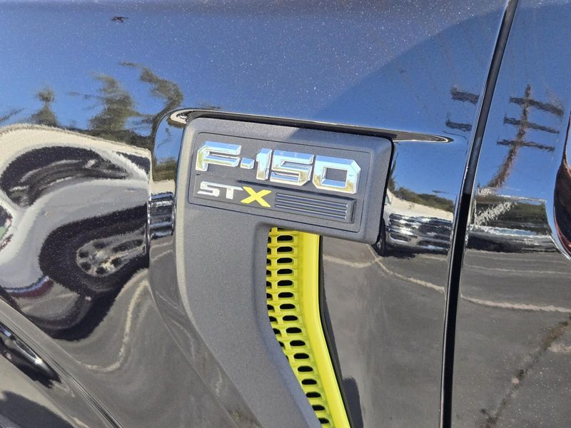 Used 2025 Ford F-150 STX 2WD SuperCrew 5.5' Box