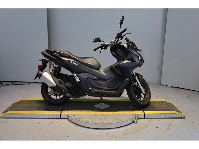 Used 2021 Honda ADV150 Image 2