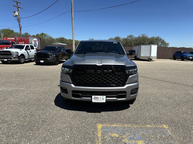 2025 RAM 1500 Big Horn Crew Cab 4x4 5