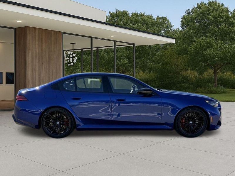 New 2026 BMW M5 BaseImage 6