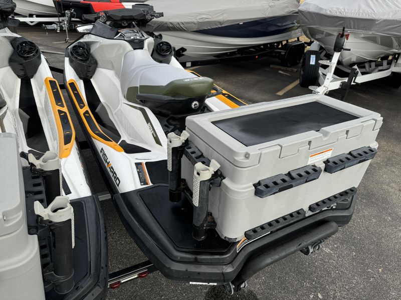 2020 SEADOO FISH PRO IBR GREEN Image 3