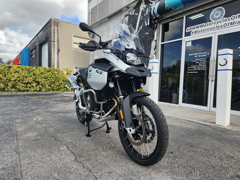 2024 BMW F900GSADVENTURE Image 9