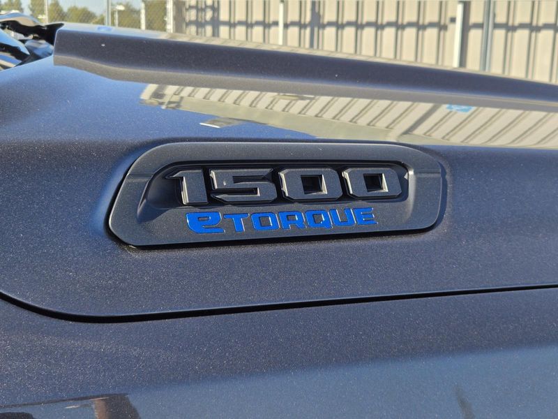 2025 Ram 1500 Big Horn photo 30