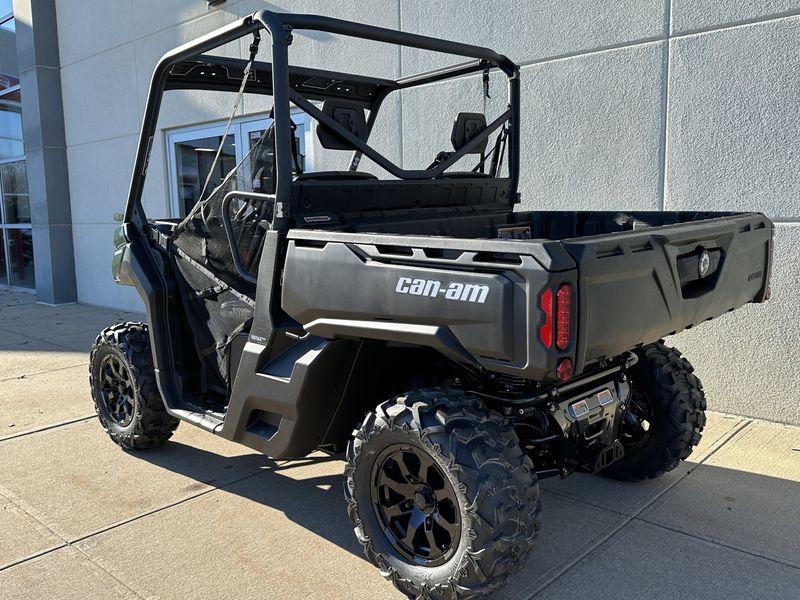 2024 Can-Am DEFENDER DPS HD7Image 3