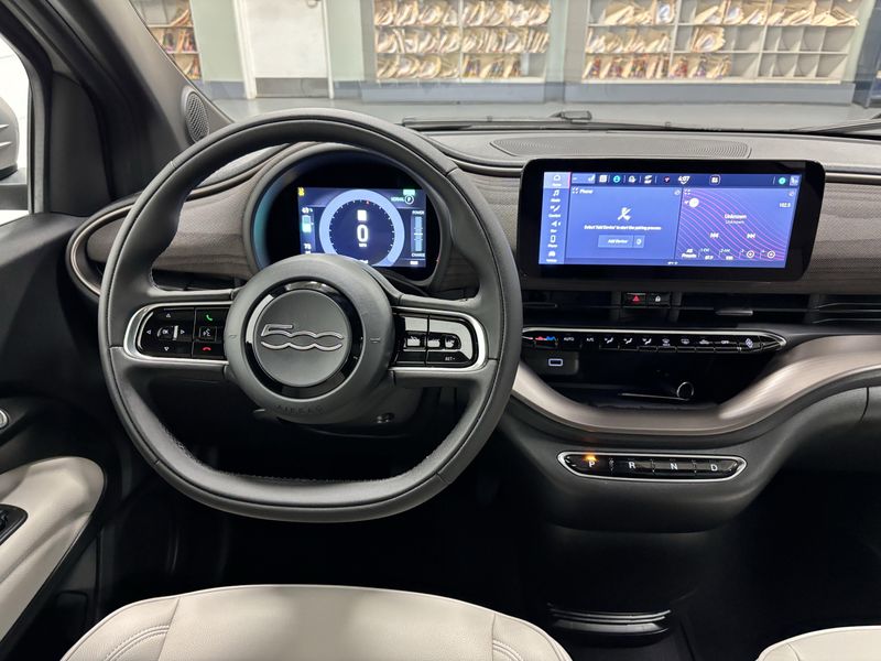 New 2025 Fiat 500e Giorgio Armani Collector