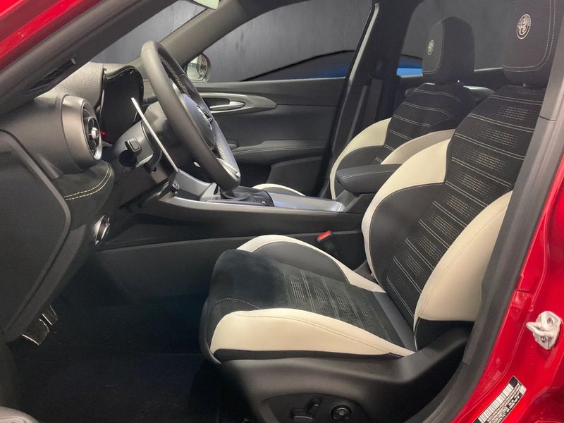 New 2026 Alfa Romeo Tonale Sport Speciale AwdImage 3