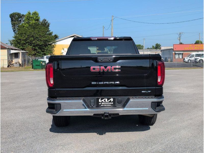 Used 2025 GMC Sierra 1500 SLTImage 4