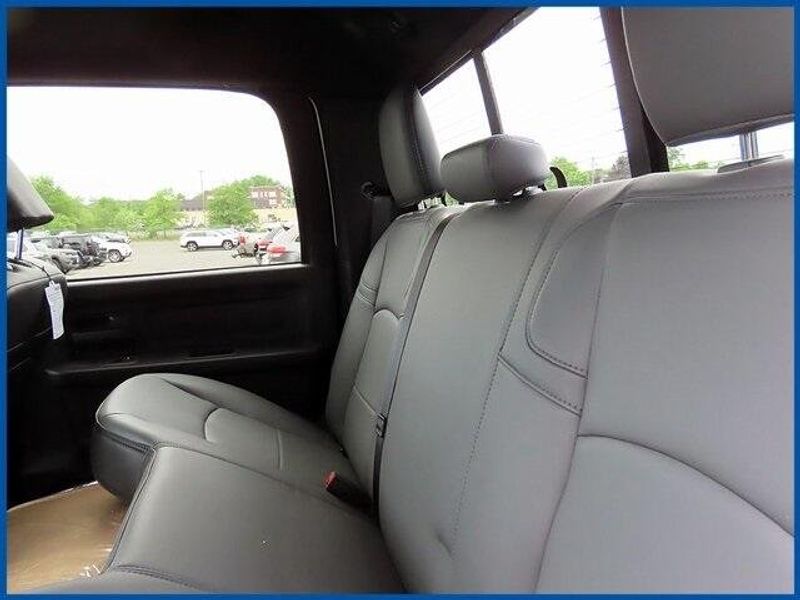 2025 RAM 3500 TradesmanImage 12