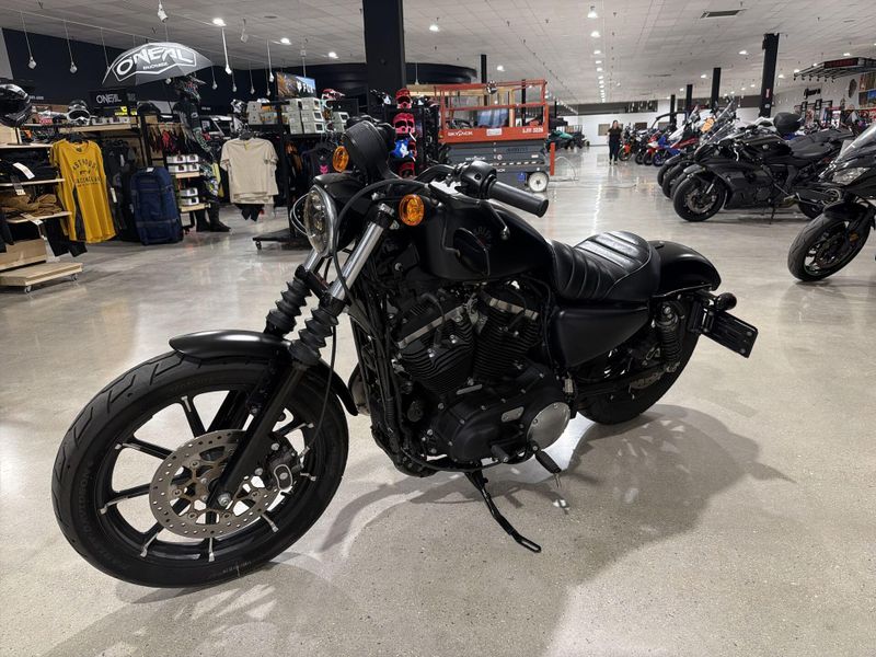 Used 2020 Harley-Davidson SPORTSTER IRON 883 Image 13