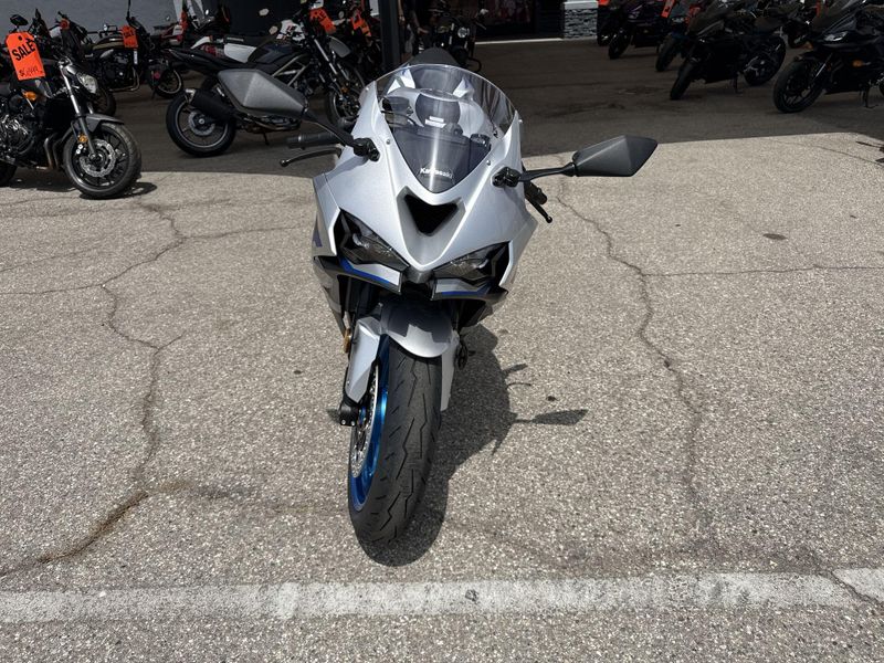 New 2027 Kawasaki NINJA ZX-6R ABS Image 11