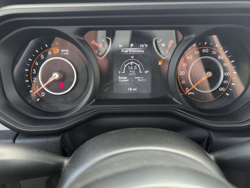 2025 Jeep Gladiator Nighthawk 4x4Image 17
