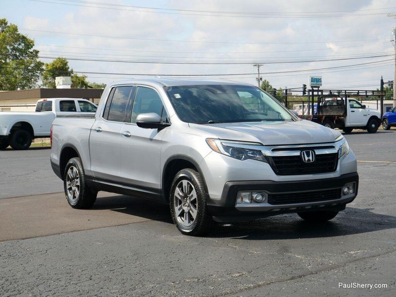 2017 Honda Ridgeline RTL-E photo 16