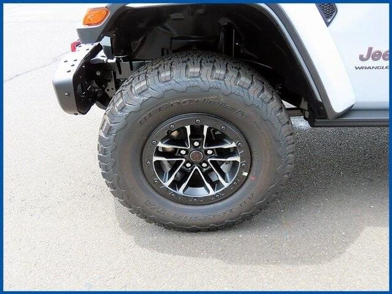New 2025 Jeep Wrangler Rubicon XImage 4