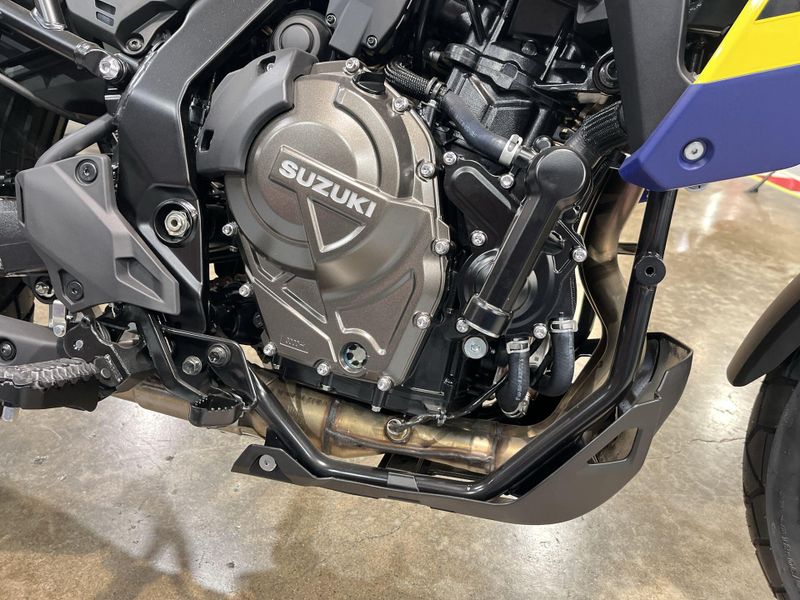New 2025 Suzuki V-STROM 800DE Image 16