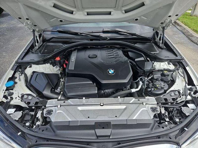 2022 Bmw 330i photo 32